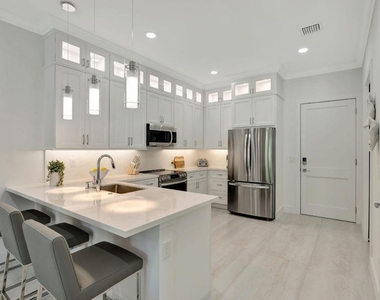 4680 Se Manatee Way - Photo Thumbnail 8