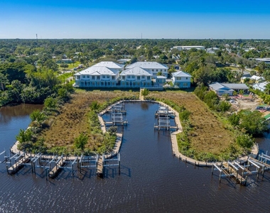 4680 Se Manatee Way - Photo Thumbnail 29
