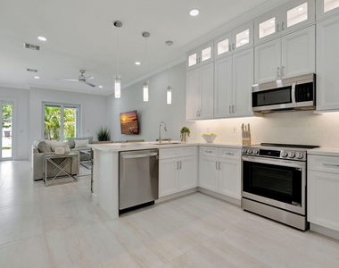 4662 Se Manatee Way - Photo Thumbnail 10