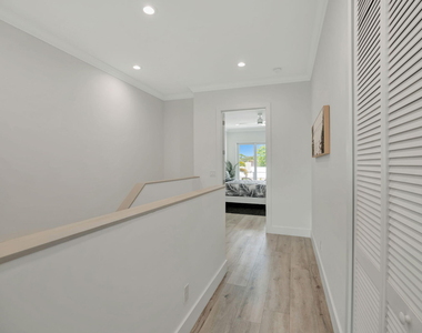 4662 Se Manatee Way - Photo Thumbnail 19