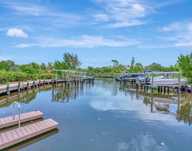 4662 Se Manatee Way - Photo Thumbnail 27