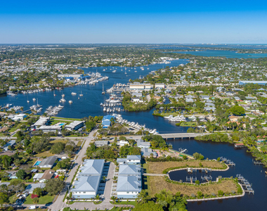 4662 Se Manatee Way - Photo Thumbnail 28