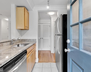 226 5th Street Se - Photo Thumbnail 14