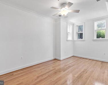 226 5th Street Se - Photo Thumbnail 15