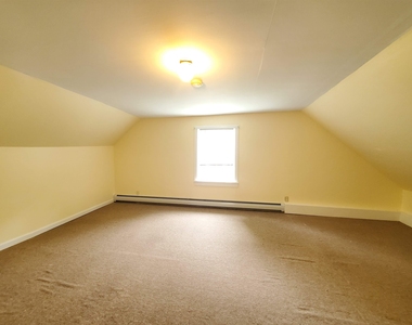 526 Canaan - Photo Thumbnail 14