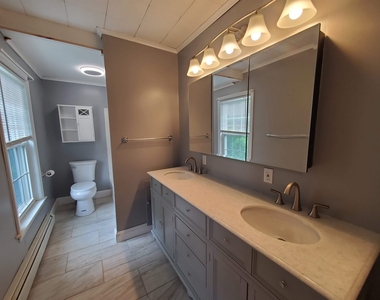 526 Canaan - Photo Thumbnail 2