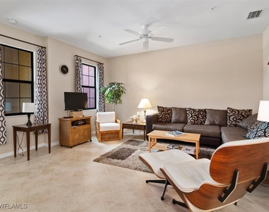 9071 Albion Lane N - Photo Thumbnail 4