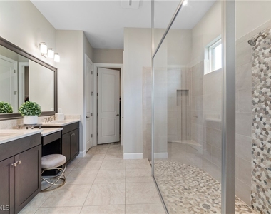 15312 Motta Way - Photo Thumbnail 7