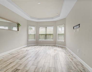 15312 Motta Way - Photo Thumbnail 6
