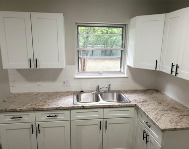 8907 Shepard Drive - Photo Thumbnail 4