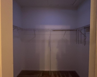 1040 Venetian Drive - Photo Thumbnail 13