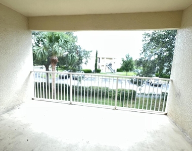 1040 Venetian Drive - Photo Thumbnail 9