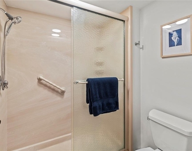 724 Bayport Way - Photo Thumbnail 29