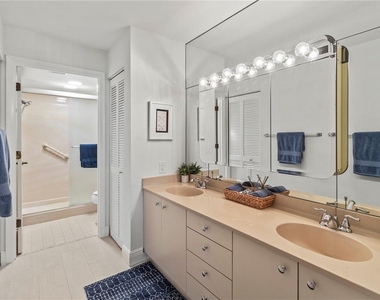 724 Bayport Way - Photo Thumbnail 28