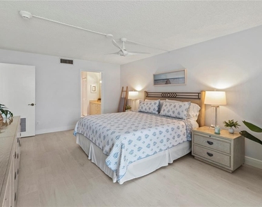 724 Bayport Way - Photo Thumbnail 25
