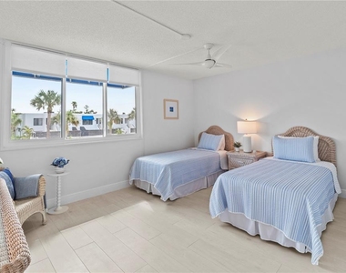 724 Bayport Way - Photo Thumbnail 30