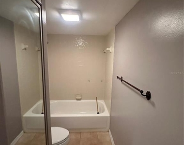 5252 Brook Court - Photo Thumbnail 13