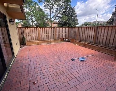 5252 Brook Court - Photo Thumbnail 26