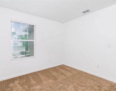 987 Spring Palms Loop - Photo Thumbnail 12