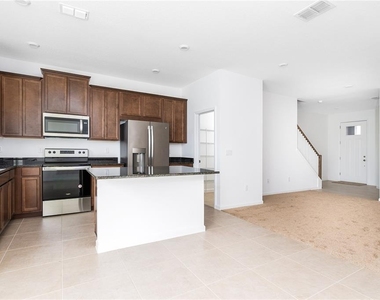 987 Spring Palms Loop - Photo Thumbnail 6
