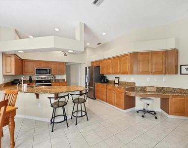 6392 Woodbirch Place - Photo Thumbnail 7
