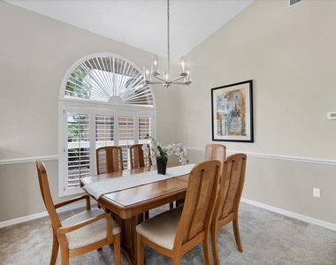 6392 Woodbirch Place - Photo Thumbnail 5