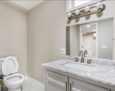 2502 Park Drive - Photo Thumbnail 7