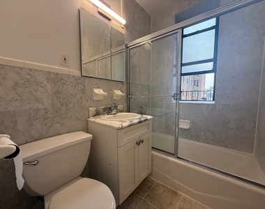 200 Riverside Drive - Photo Thumbnail 6