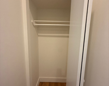 200 Riverside Drive - Photo Thumbnail 7