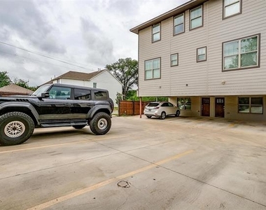 2539 Mccart Avenue - Photo Thumbnail 39