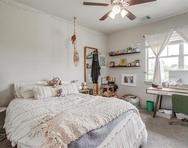 2539 Mccart Avenue - Photo Thumbnail 28