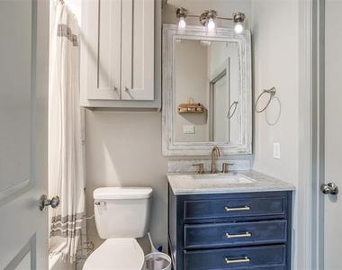 2539 Mccart Avenue - Photo Thumbnail 13