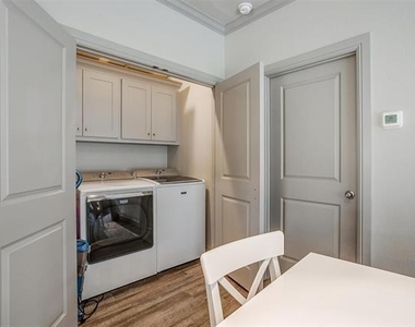 2539 Mccart Avenue - Photo Thumbnail 27