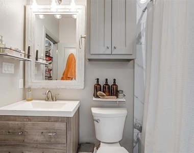 2539 Mccart Avenue - Photo Thumbnail 34