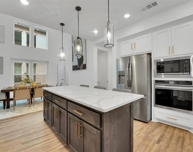 1637 Palo Duro Way - Photo Thumbnail 15