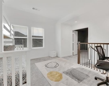 1637 Palo Duro Way - Photo Thumbnail 24