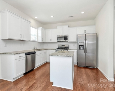 181 Atwater Landing Drive - Photo Thumbnail 13