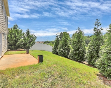181 Atwater Landing Drive - Photo Thumbnail 38