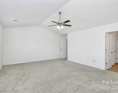 181 Atwater Landing Drive - Photo Thumbnail 25