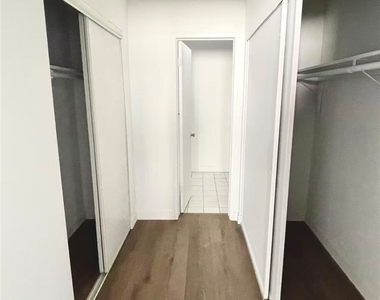 922 W Duarte Rd - Photo Thumbnail 6