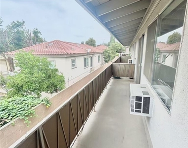 922 W Duarte Rd - Photo Thumbnail 8