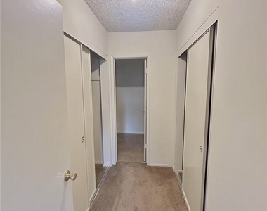 922 W Duarte Rd - Photo Thumbnail 13
