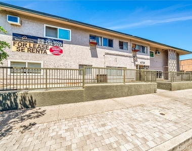 6735 Elmer Avenue - Photo Thumbnail 18