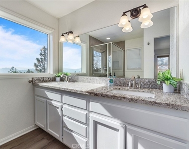 27775 Matterhorn Drive - Photo Thumbnail 16