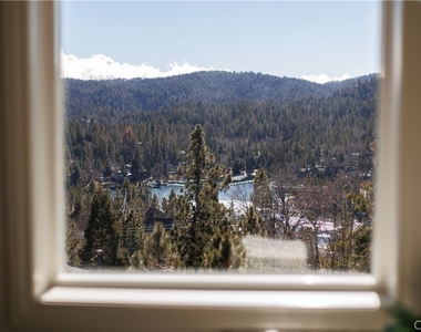 27775 Matterhorn Drive - Photo Thumbnail 15