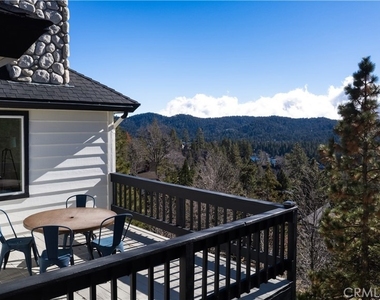 27775 Matterhorn Drive - Photo Thumbnail 7