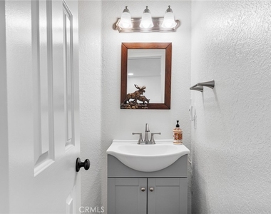 27775 Matterhorn Drive - Photo Thumbnail 19