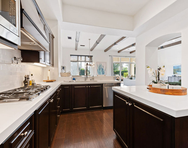 81945 Elynor Court - Photo Thumbnail 13