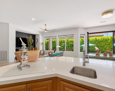 61185 Soaptree Drive - Photo Thumbnail 15