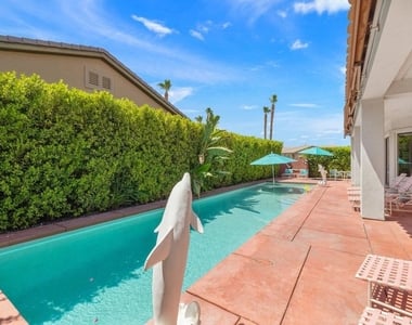 61185 Soaptree Drive - Photo Thumbnail 41